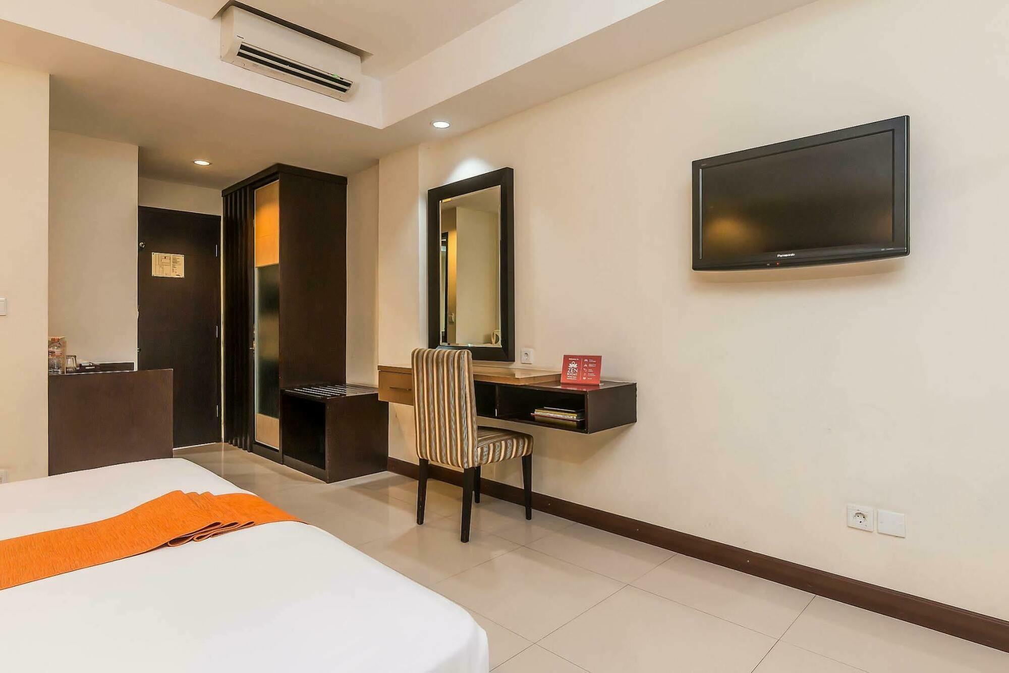 Zen Rooms Legian Dewi Sri Kuta  Luaran gambar