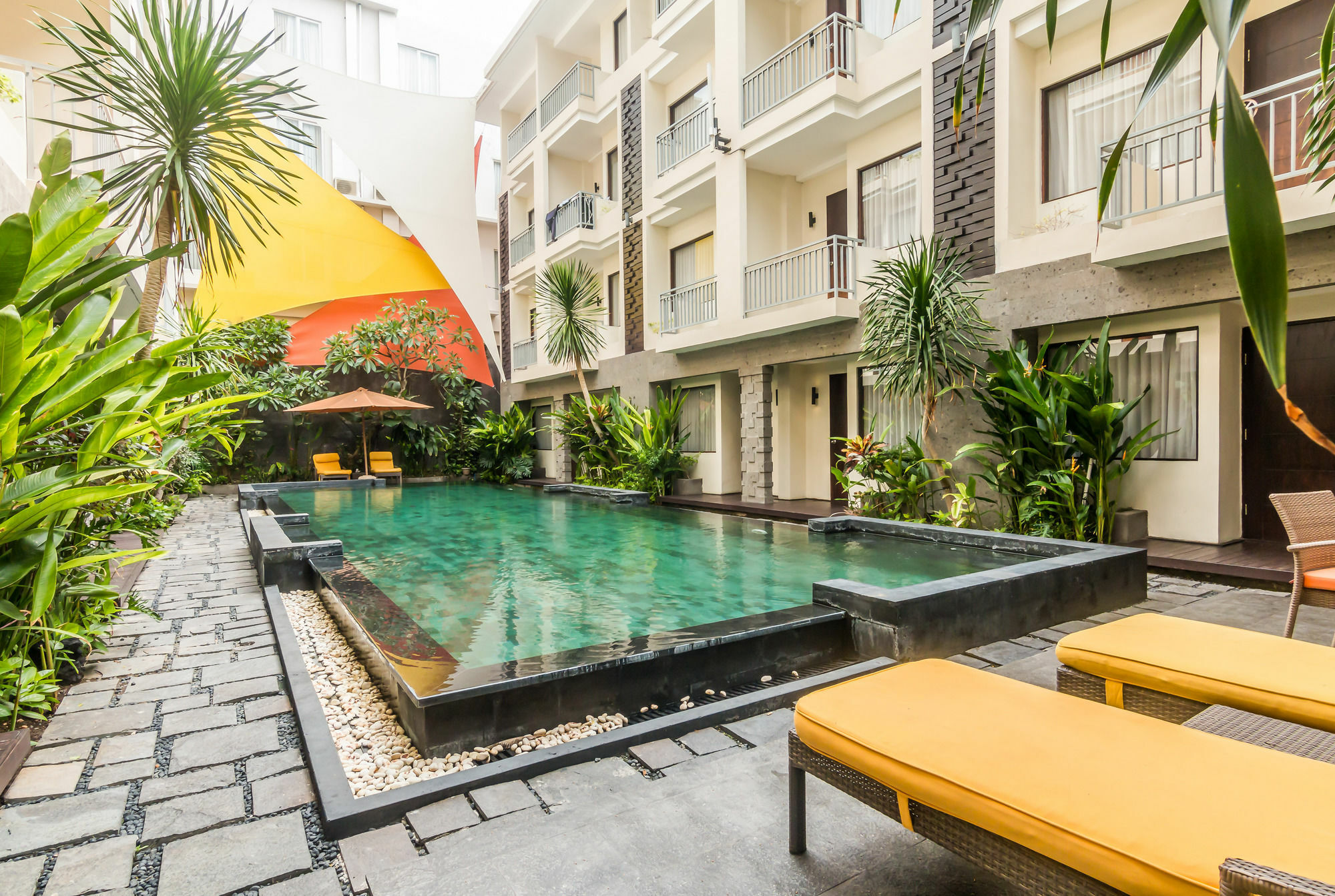 Zen Rooms Legian Dewi Sri Kuta  Luaran gambar